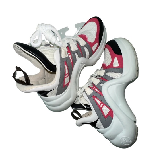 LOUIS VUITTON ARCHLIGHT SNEAKER - Picture 3 of 4